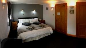 Double Room with En-suite